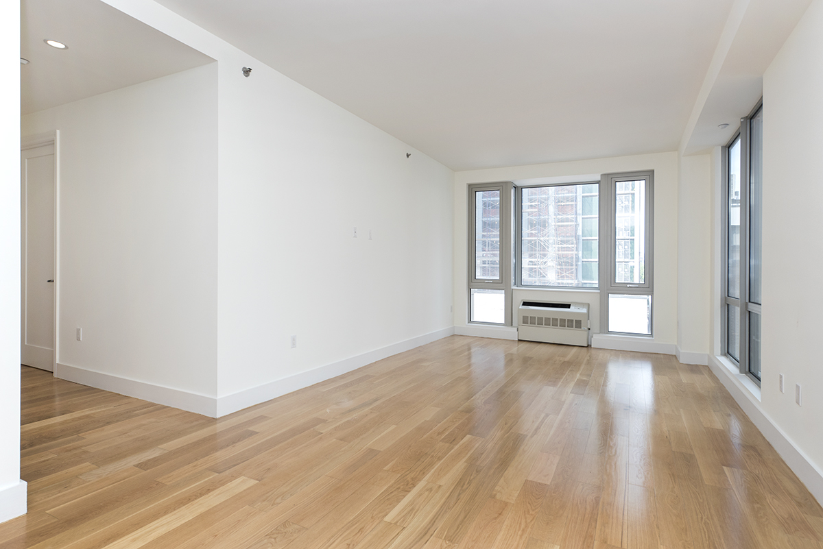 44-15 Purves Street, Unit 6A Queens, NY 11101 - Photo 4 of 10