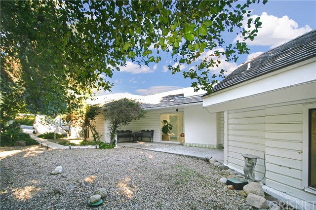 12445 Viewcrest Road Studio City, CA 91604 - Photo 25 of 28