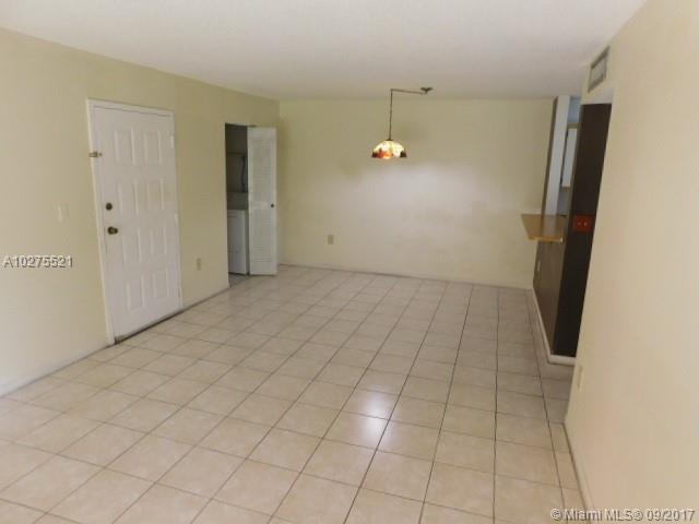 15610 Southwest 80th Street, Unit J104 Miami, FL 33193 - Photo 10 of 25