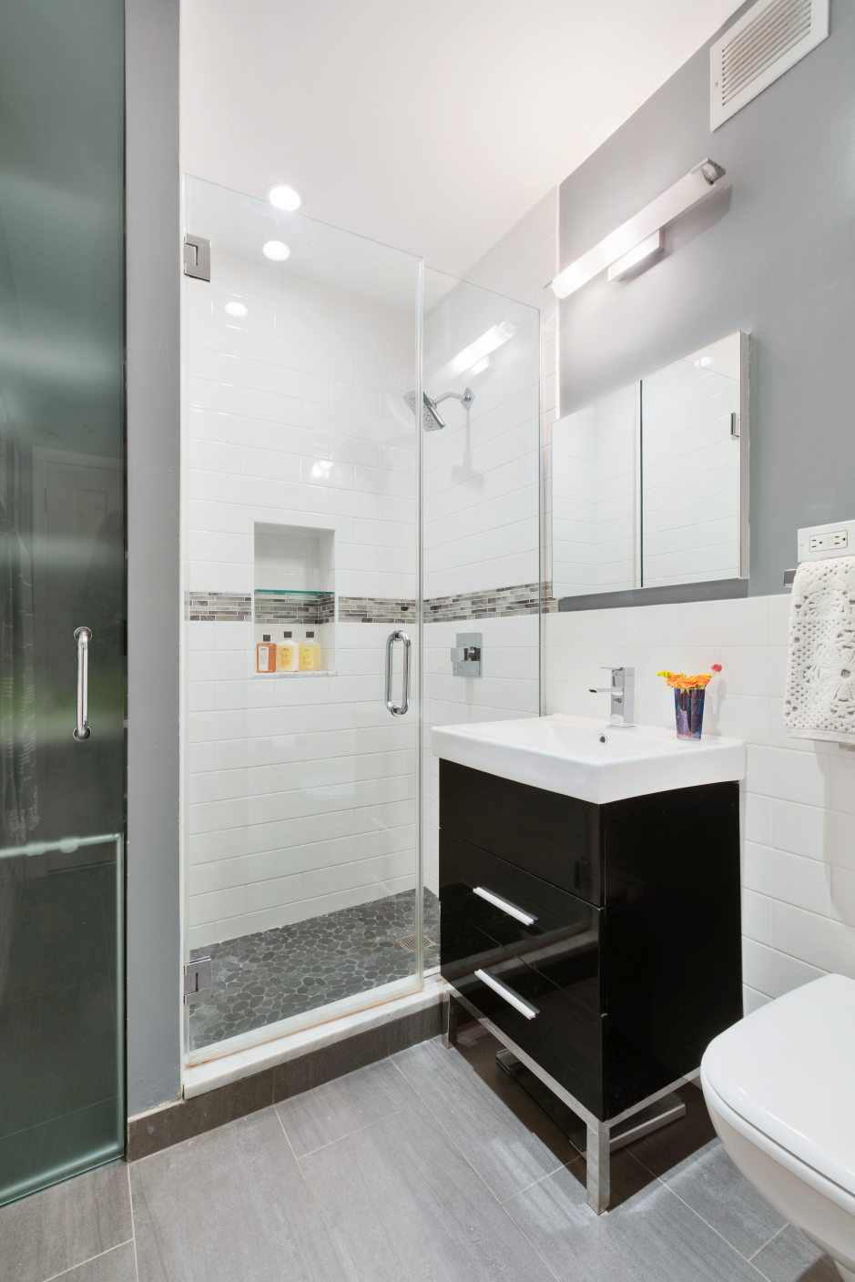 148 Waverly Place, Unit E Manhattan, NY 10014 - Photo 7 of 11