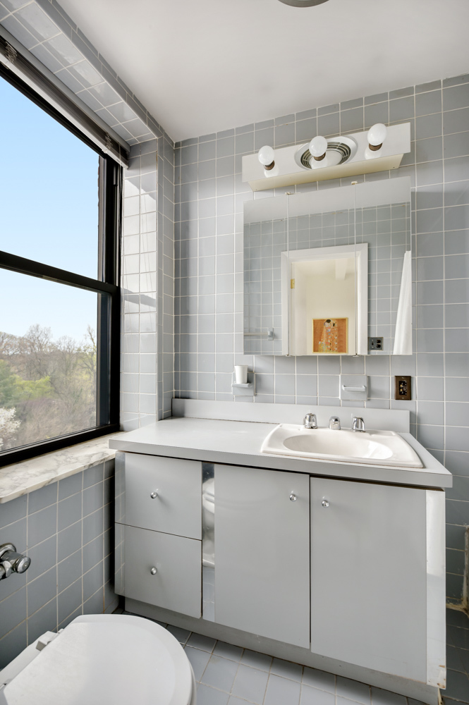 9 Prospect Park West, Unit 7A Brooklyn, NY 11215 - Photo 8 of 11