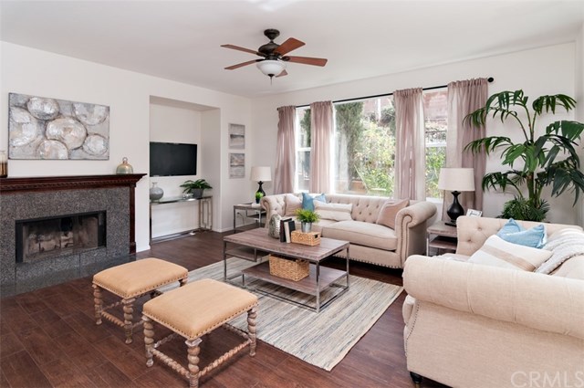 22 Tisbury Way Ladera Ranch, CA 92694 - Photo 4 of 32