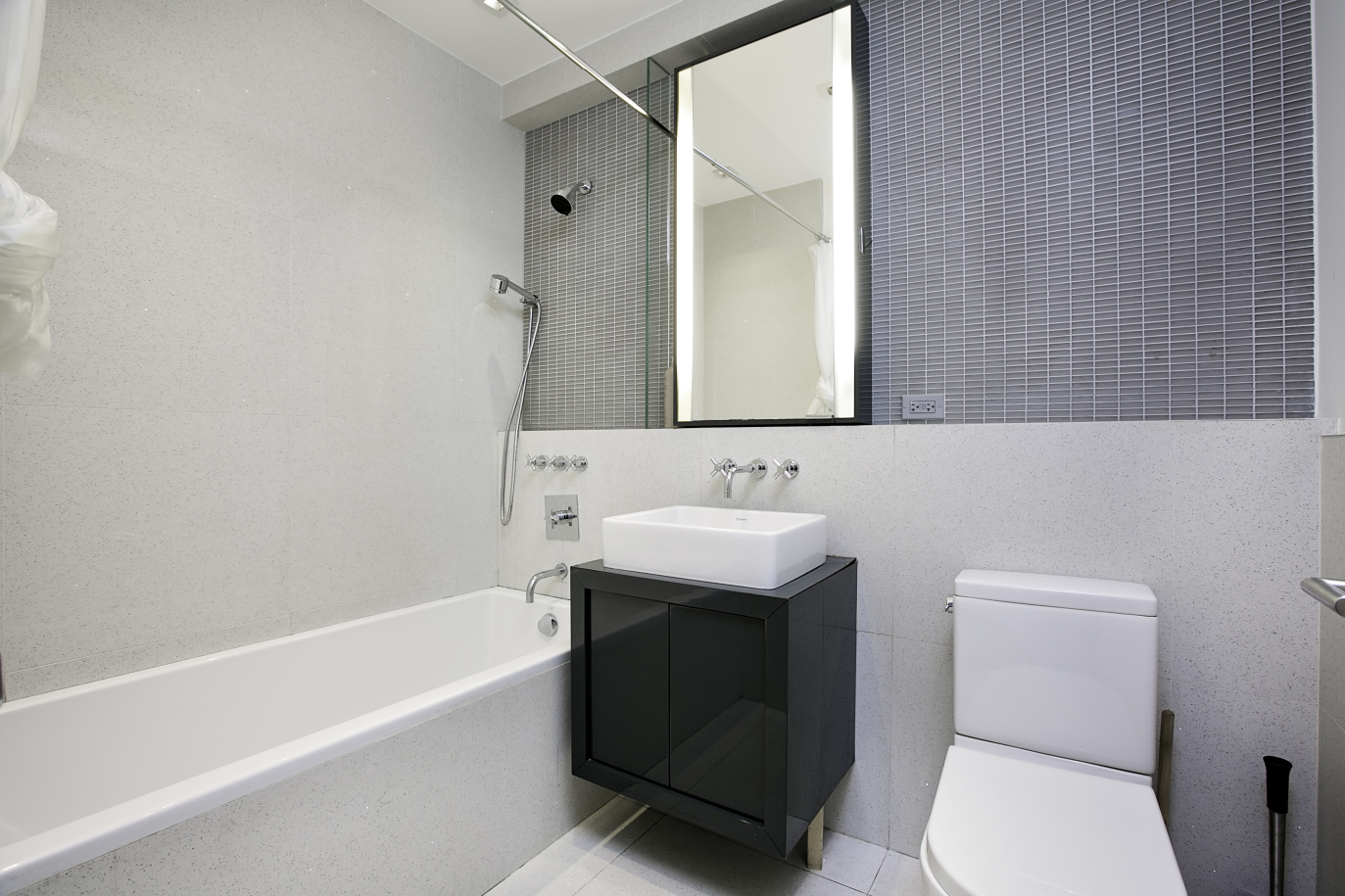 300 East 23rd Street, Unit 8G Manhattan, NY 10010 - Photo 7 of 18