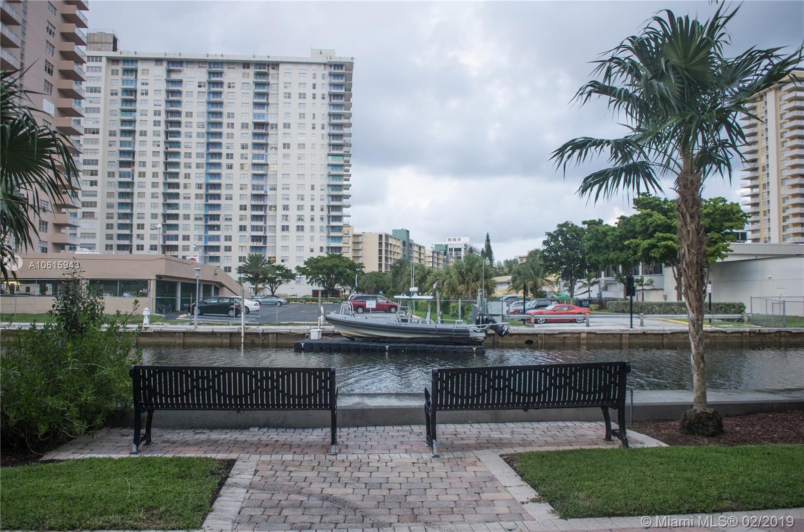 17100 North Bay Road, Unit 1514 Sunny Isles Beach, FL 33160 - Photo 19 of 38