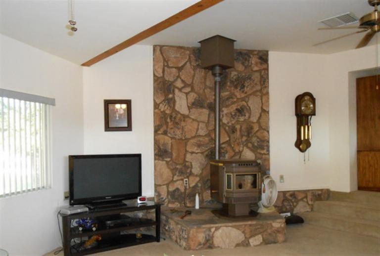 32645 George Smith Road Squaw Valley, CA 93675 - Photo 14 of 26 Gallery Image 14