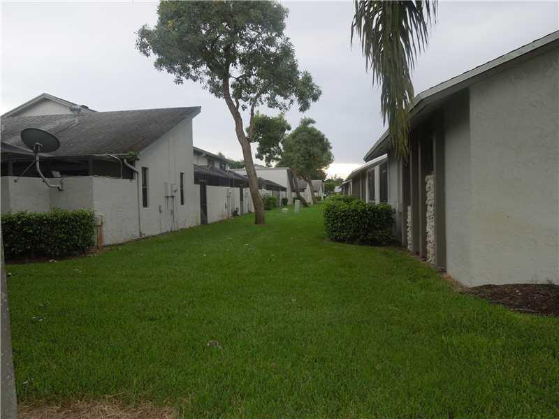 9091 Southwest 21st Street, Unit H Boca Raton, FL 33428 - Photo 5 of 20