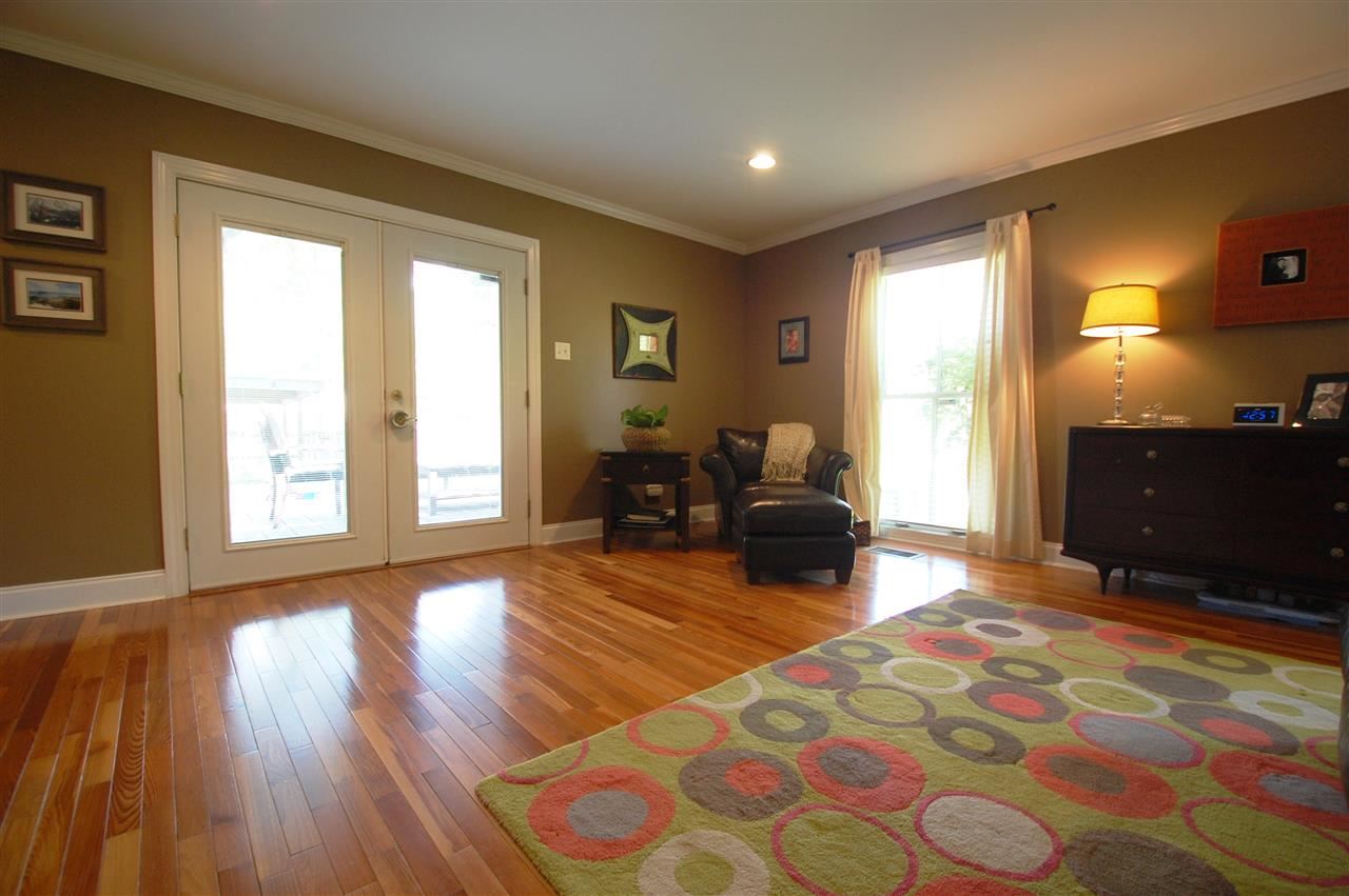 254 Greenway Road Memphis, TN 38117 - Photo 13 of 25 Gallery Image 13