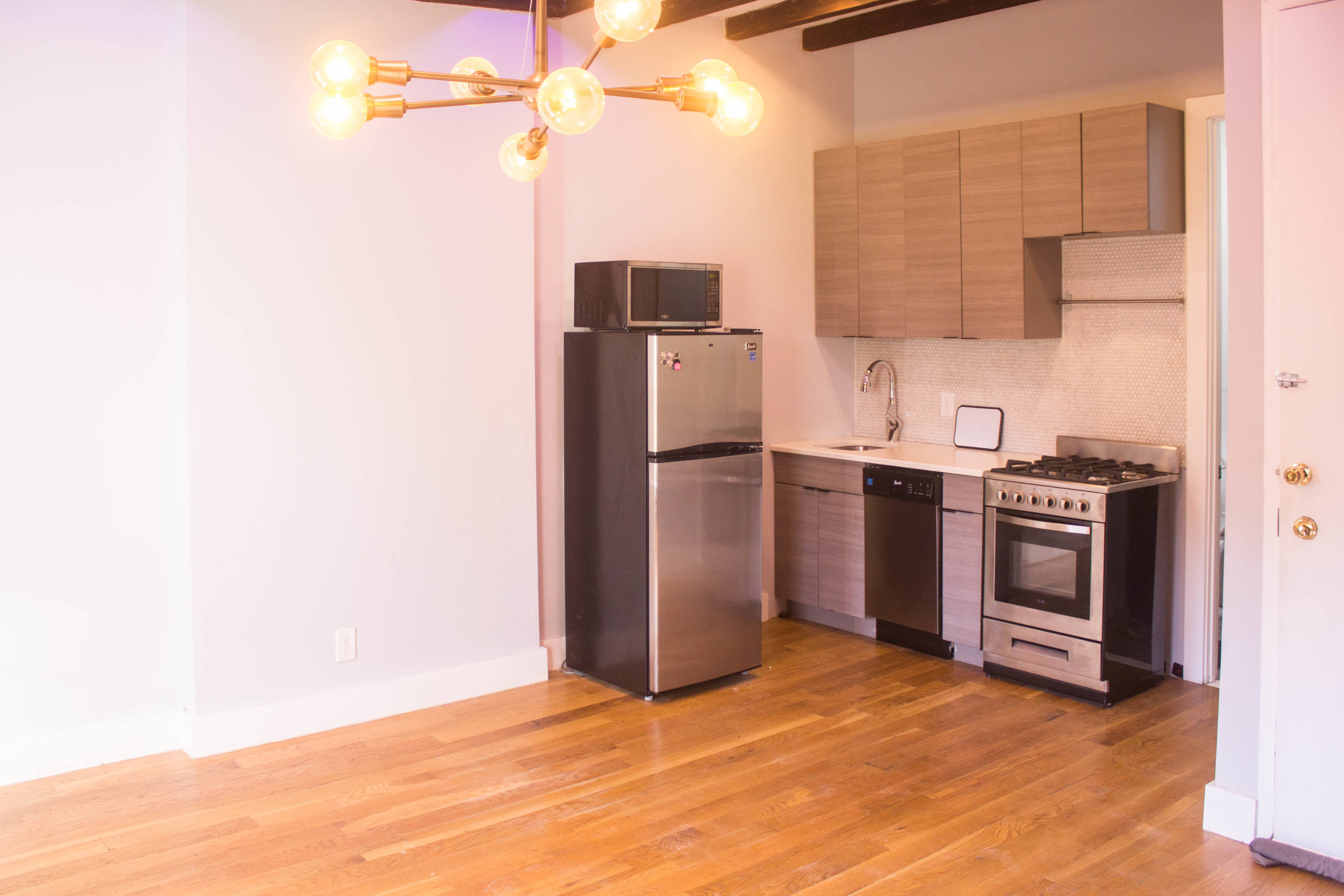 299 Vanderbilt Avenue, Unit 6 Brooklyn, NY 11205 - Photo 4 of 7