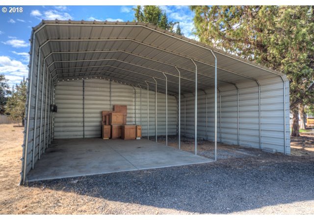 5778 Southwest Shad Road Terrebonne, OR 97760 - Photo 11 of 32 Gallery Image 11