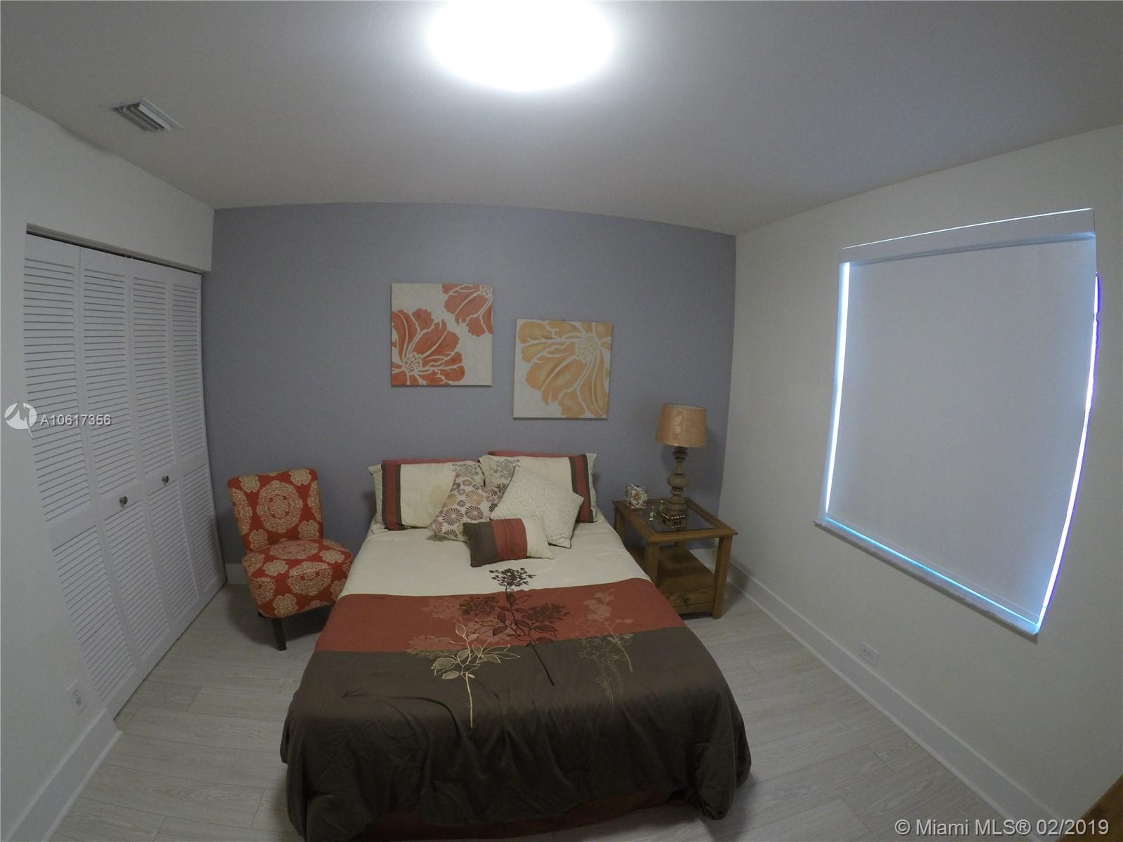811 Southwest 178th Way Pembroke Pines, FL 33029 - Photo 29 of 51