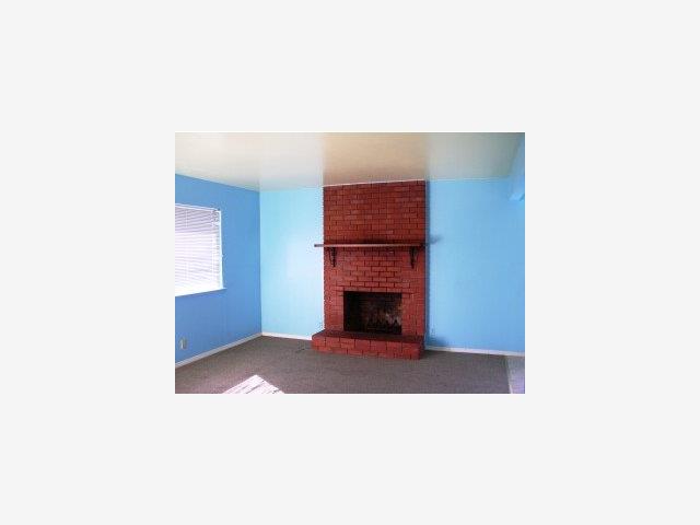 18 Willow Road Watsonville, CA 95076 - Photo 3 of 6 Gallery Image 3