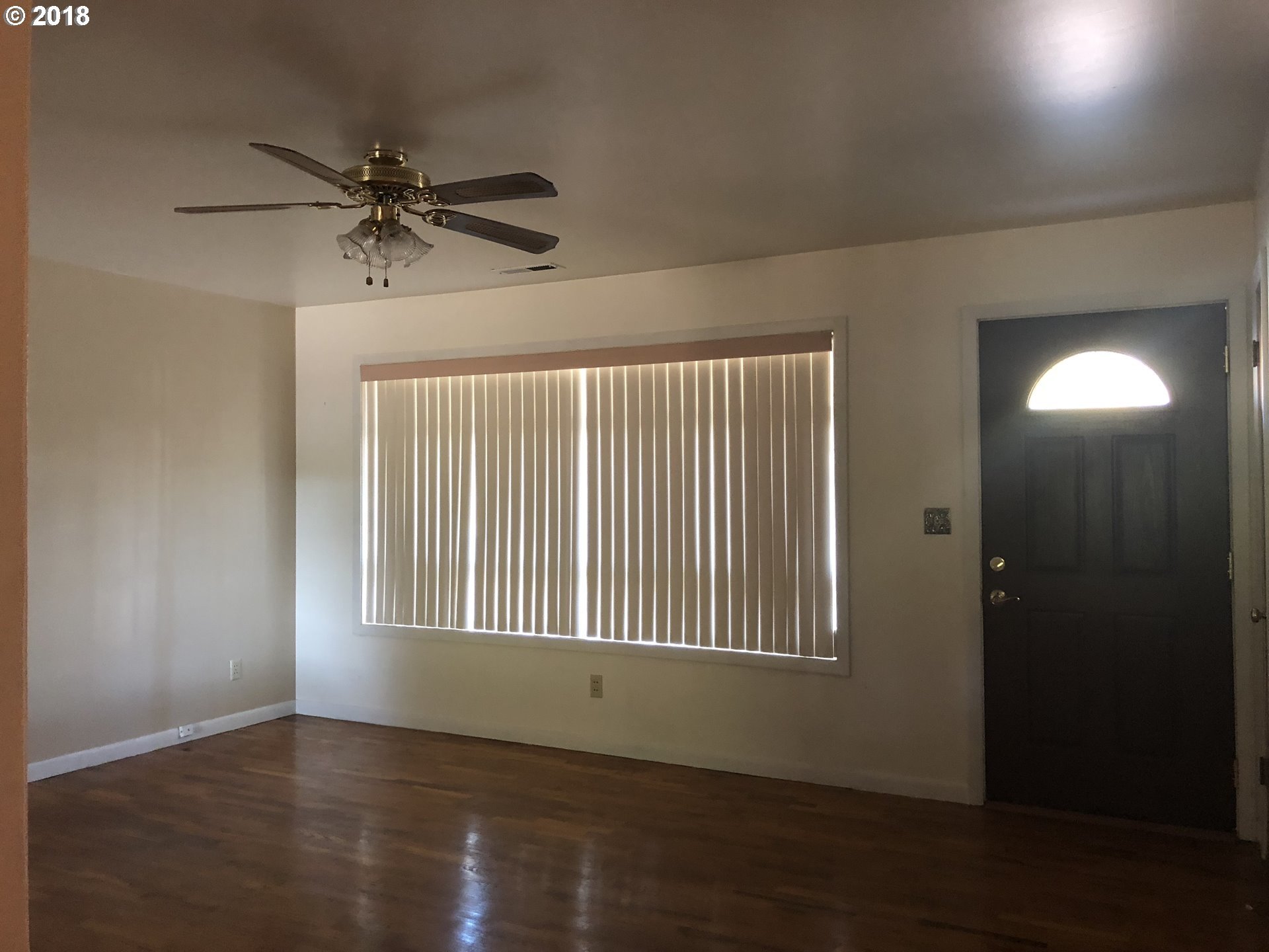 340 Harbor Drive Riddle, OR 97469 - Photo 14 of 29