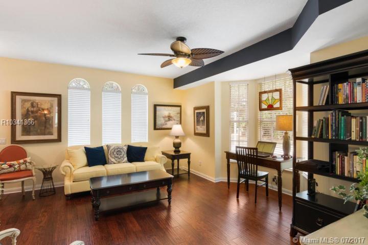 138 Merrimack Way Jupiter, FL 33458 - Photo 8 of 27