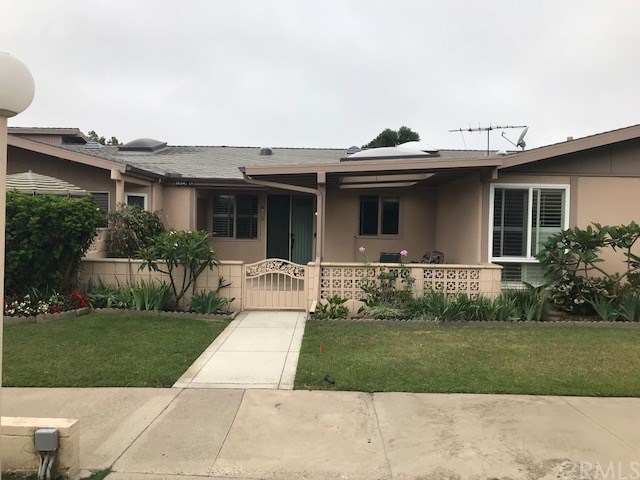 1780 St John Road, Unit 48B Seal Beach, CA 90740 - Photo 2 of 17