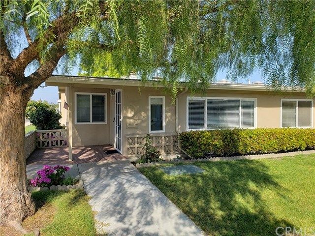 $255,000 | 1690 Interlachen Road, Unit 42L, Seal Beach, CA 90740