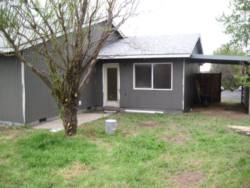 1318 Southwest 4th Place Pendleton, OR 97801 - Photo 8 of 25 Gallery Image 8