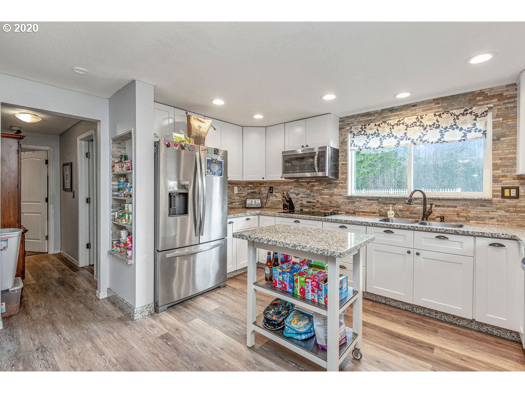 395 Hall Road Silverlake, WA 98645 - Photo 5 of 25 Gallery Image 5
