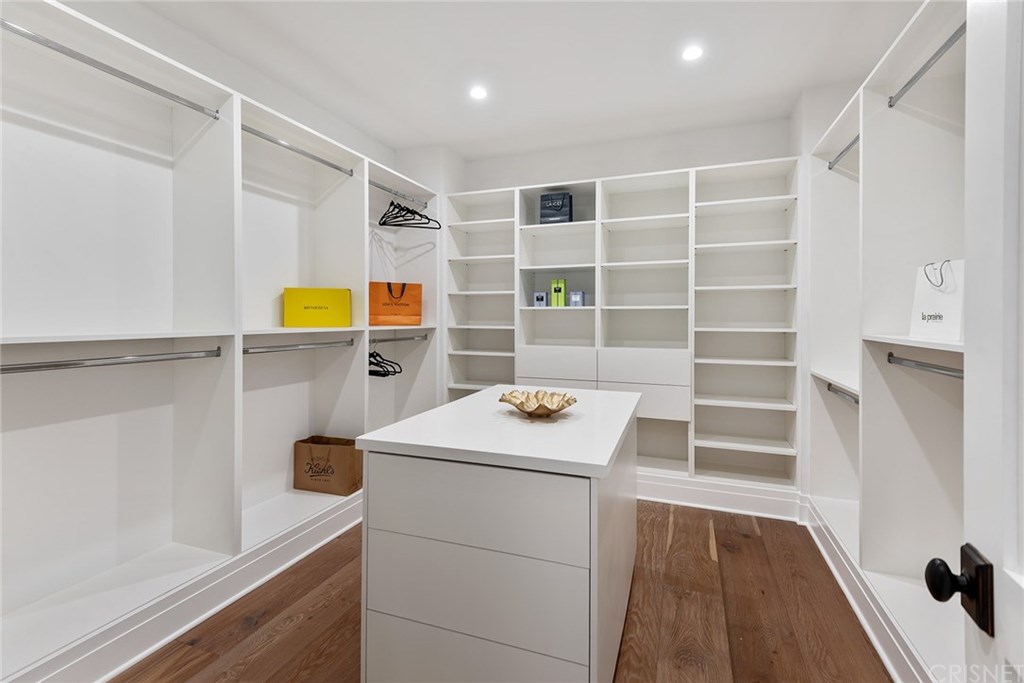 4537 Ben Avenue Studio City, CA 91607 - Photo 36 of 50