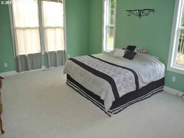 686 Haryu Road Longview, WA 98632 - Photo 9 of 16