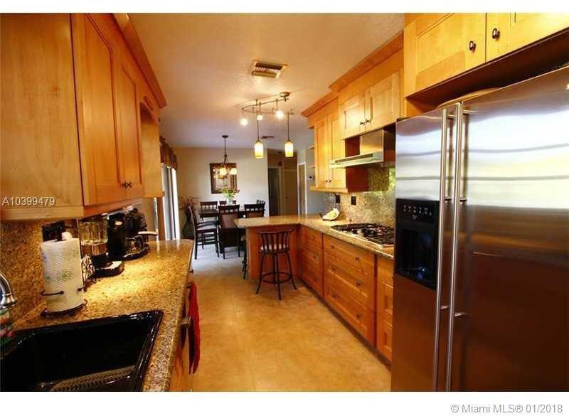 10185 Marlin Road Cutler Bay, FL 33157 - Photo 5 of 11 Gallery Image 5