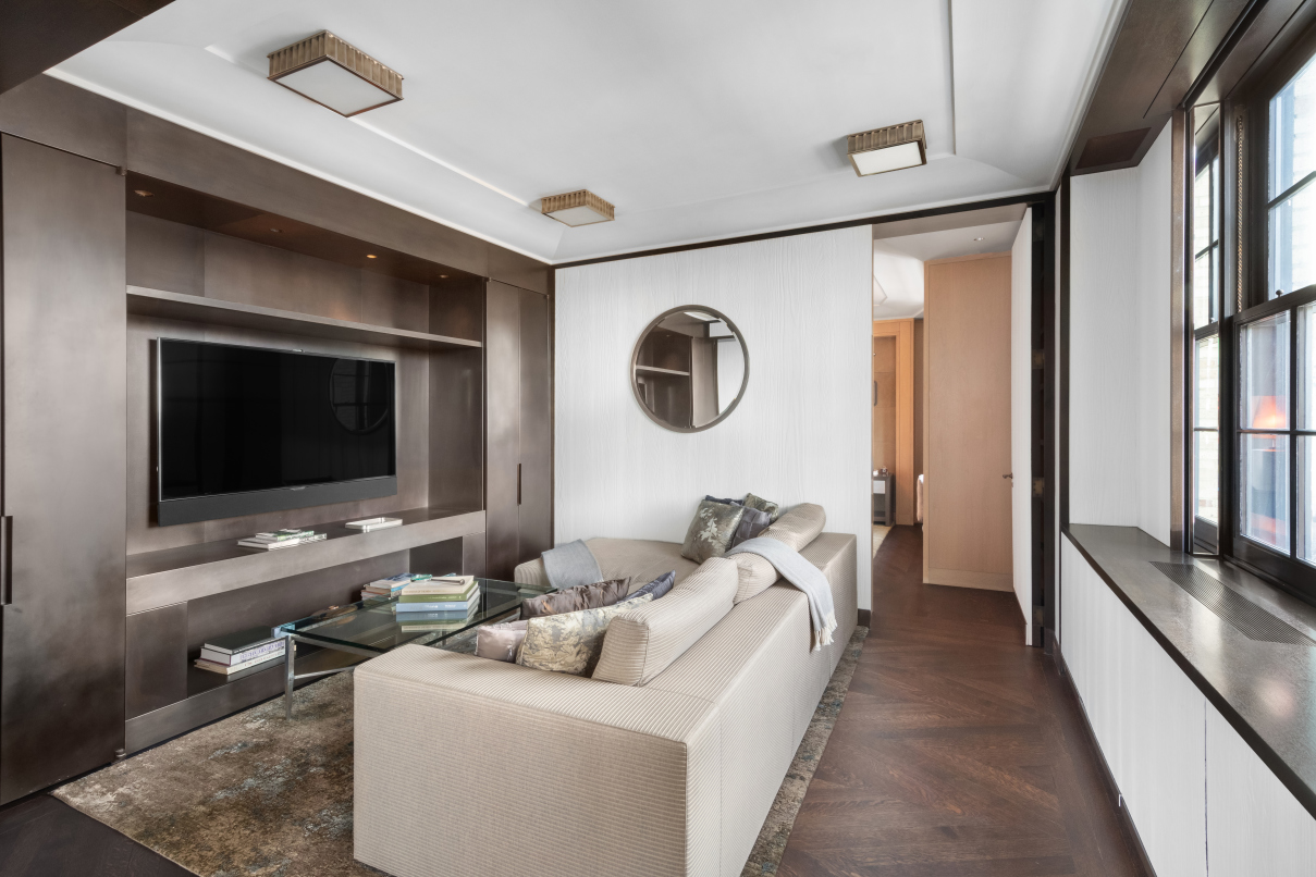 825 5th Avenue, Unit 17AB Manhattan, NY 10065 - Photo 7 of 22