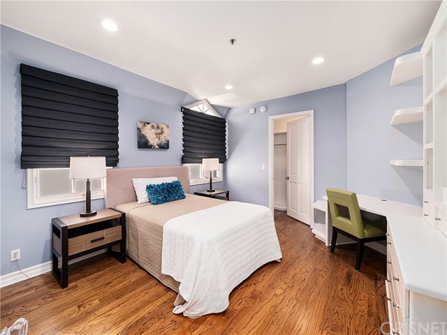 9001 Dayton Way, Unit E Beverly Hills, CA 90211 - Photo 14 of 27