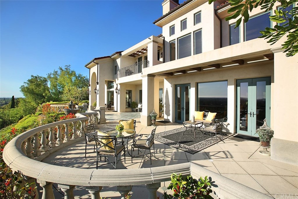 1622 Kensing Lane North Tustin, CA 92705 - Photo 31 of 40