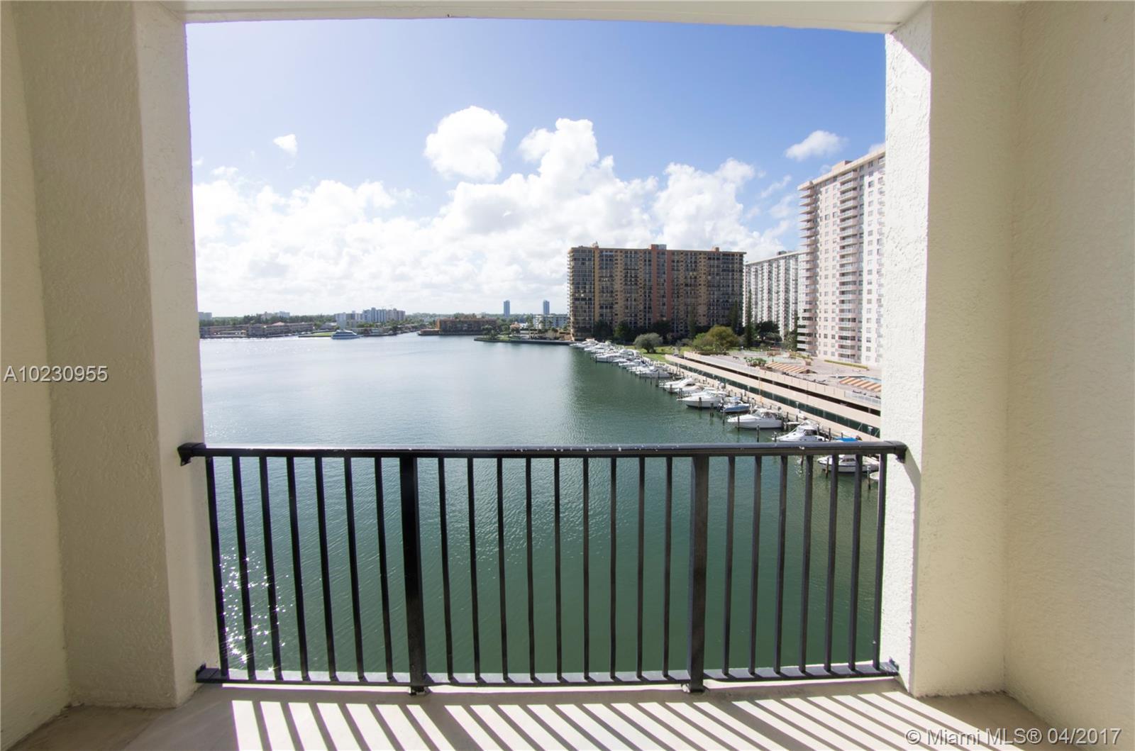 17150 North Bay Road, Unit 2708 Sunny Isles Beach, FL 33160 - Photo 3 of 35