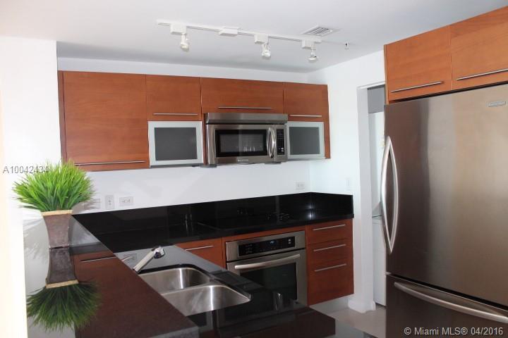 253 Northeast 2nd Street, Unit 1203 Miami, FL 33132 - Photo 4 of 23