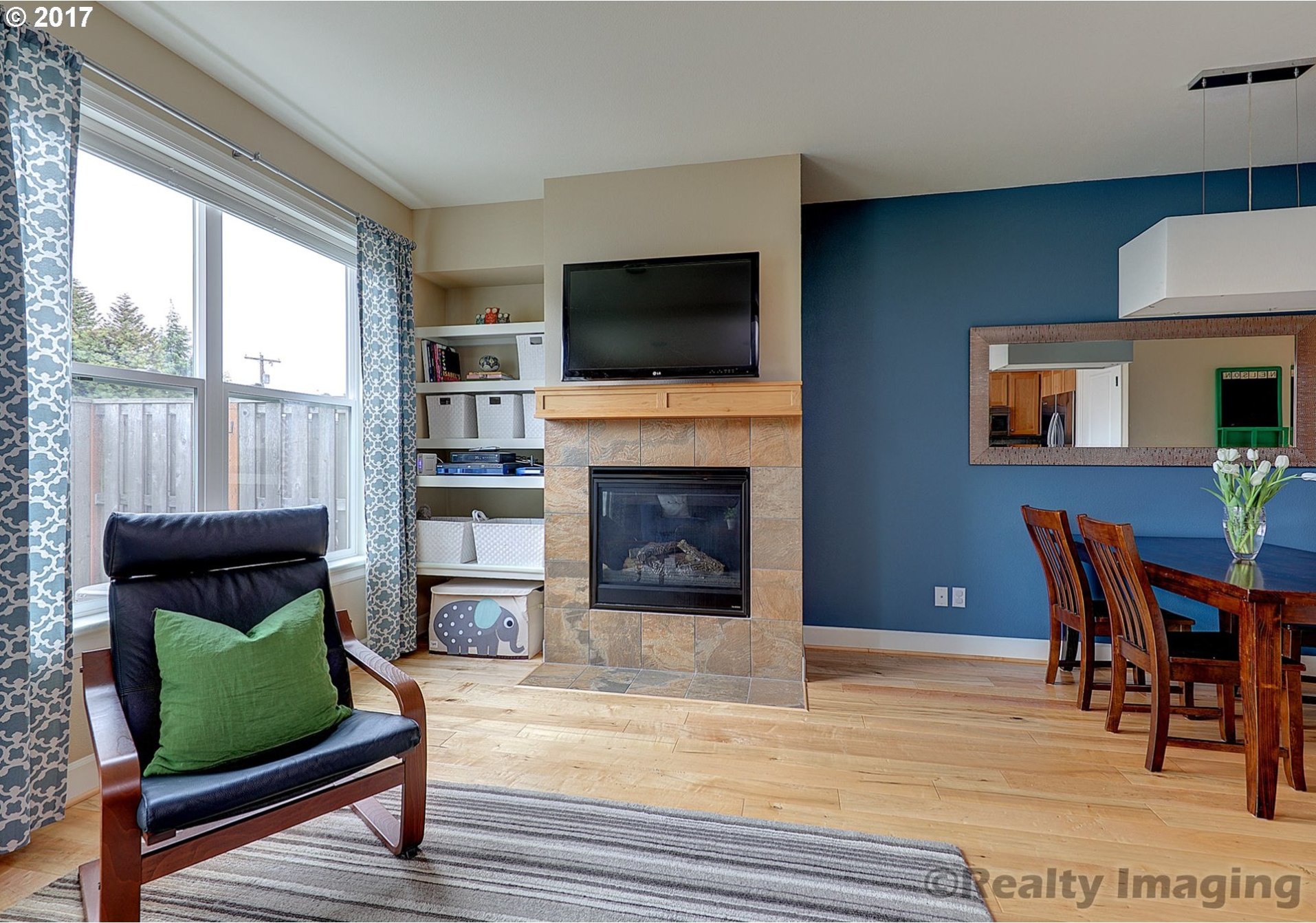 6658 Southwest 23rd Place Portland, OR 97219 - Photo 11 of 15