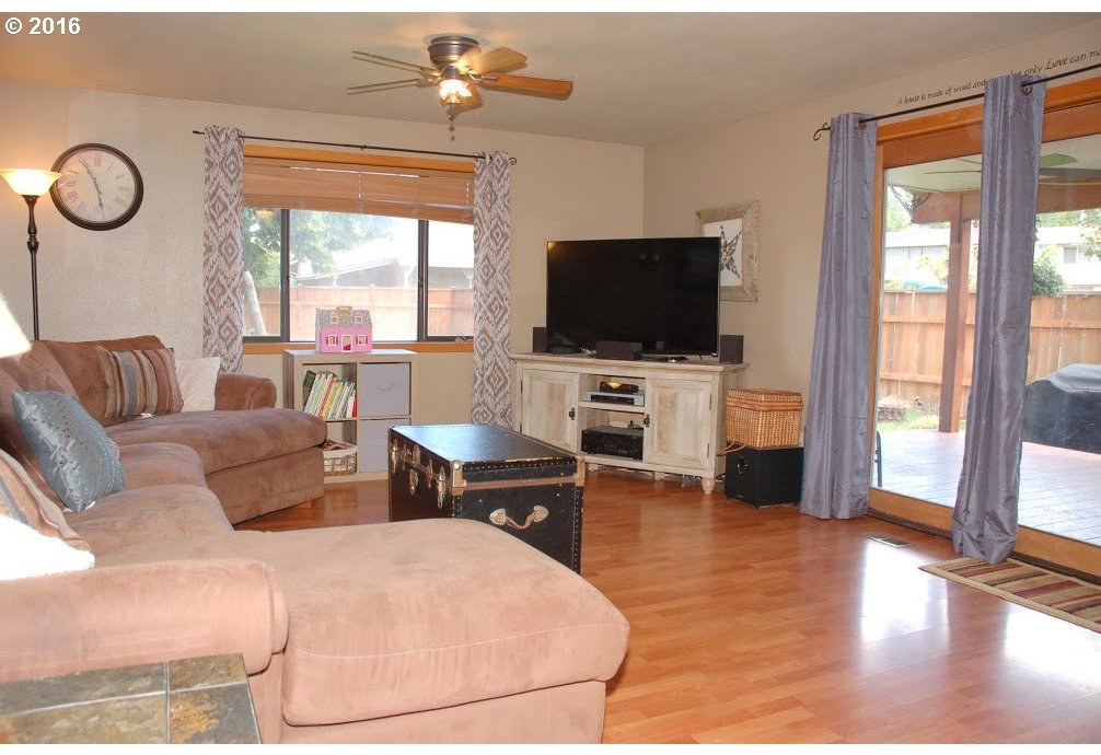 3720 Southwest Marshall Place Pendleton, OR 97801 - Photo 7 of 27