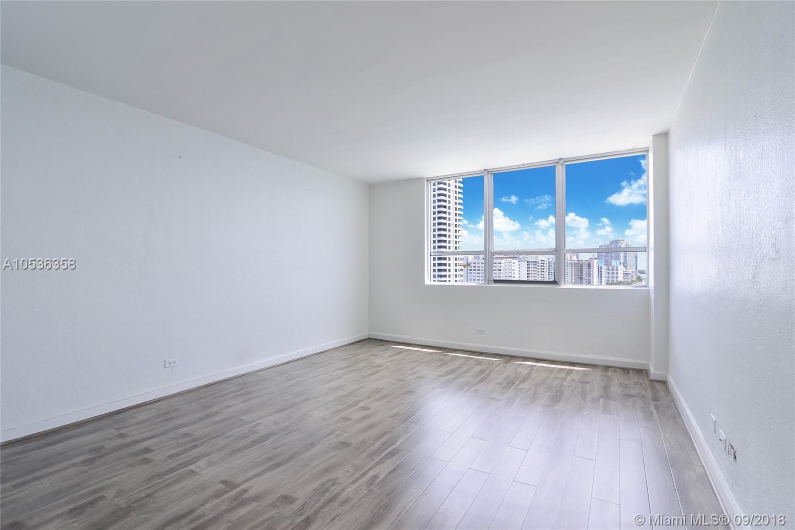 1500 Bay Road, Unit 1438S Miami Beach, FL 33139 - Photo 7 of 10