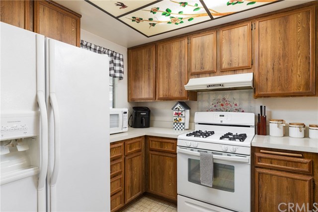 8785 Pine Crest Place Rancho Cucamonga, CA 91730 - Photo 10 of 24