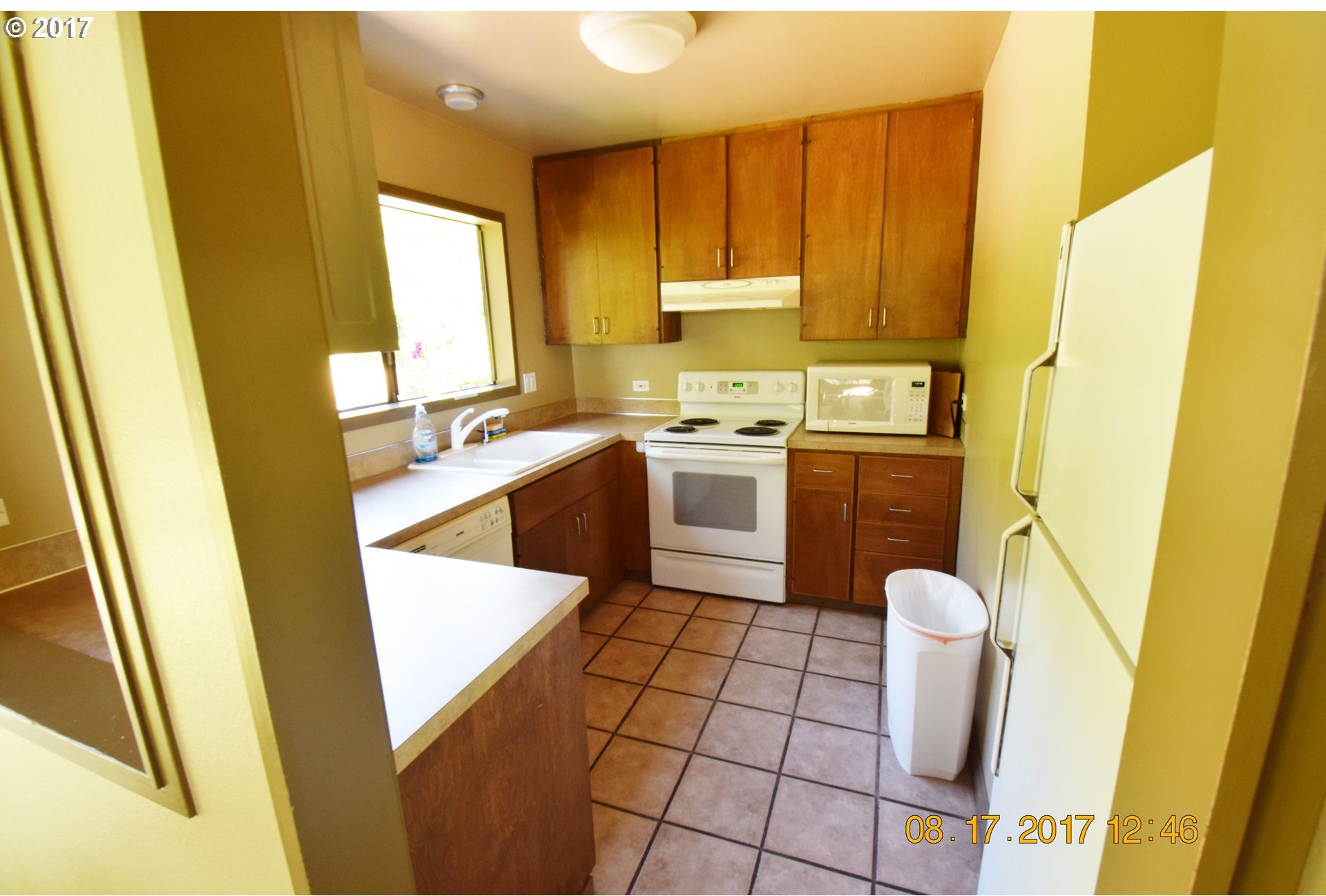 7726 Southwest Barnes Road, Unit C Portland, OR 97225 - Photo 15 of 22 Gallery Image 15