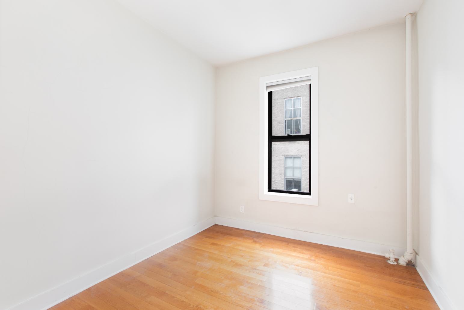 171 Meserole Street, Unit 27 Brooklyn, NY 11206 - Photo 5 of 8