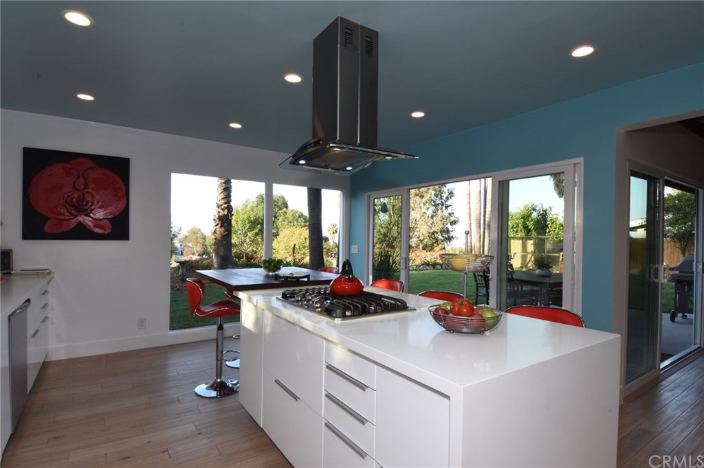 12 Harbor Sight Drive Rolling Hills Estates, CA 90274 - Photo 10 of 56 Wow.