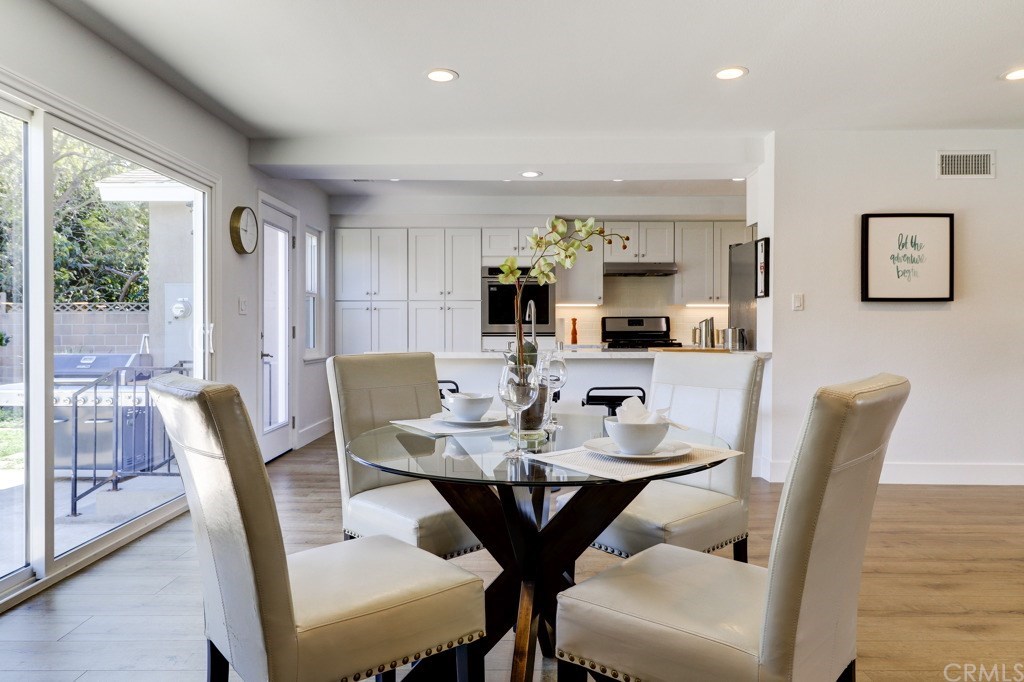 2444 Fordham Drive Costa Mesa, CA 92626 - Photo 14 of 50