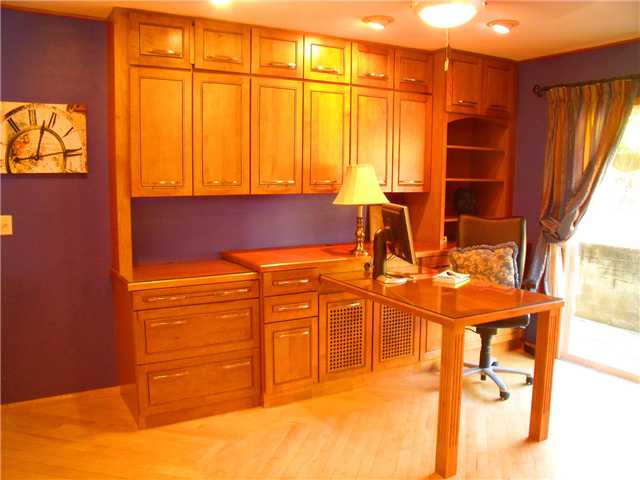 13319 Stone Canyon Road Poway, CA 92064 - Photo 16 of 22 Exclusive Dieter Design Study. Two people - One Desk