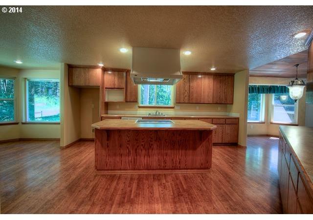 231 Primrose Road Kelso, WA 98626 - Photo 8 of 16 Gallery Image 8