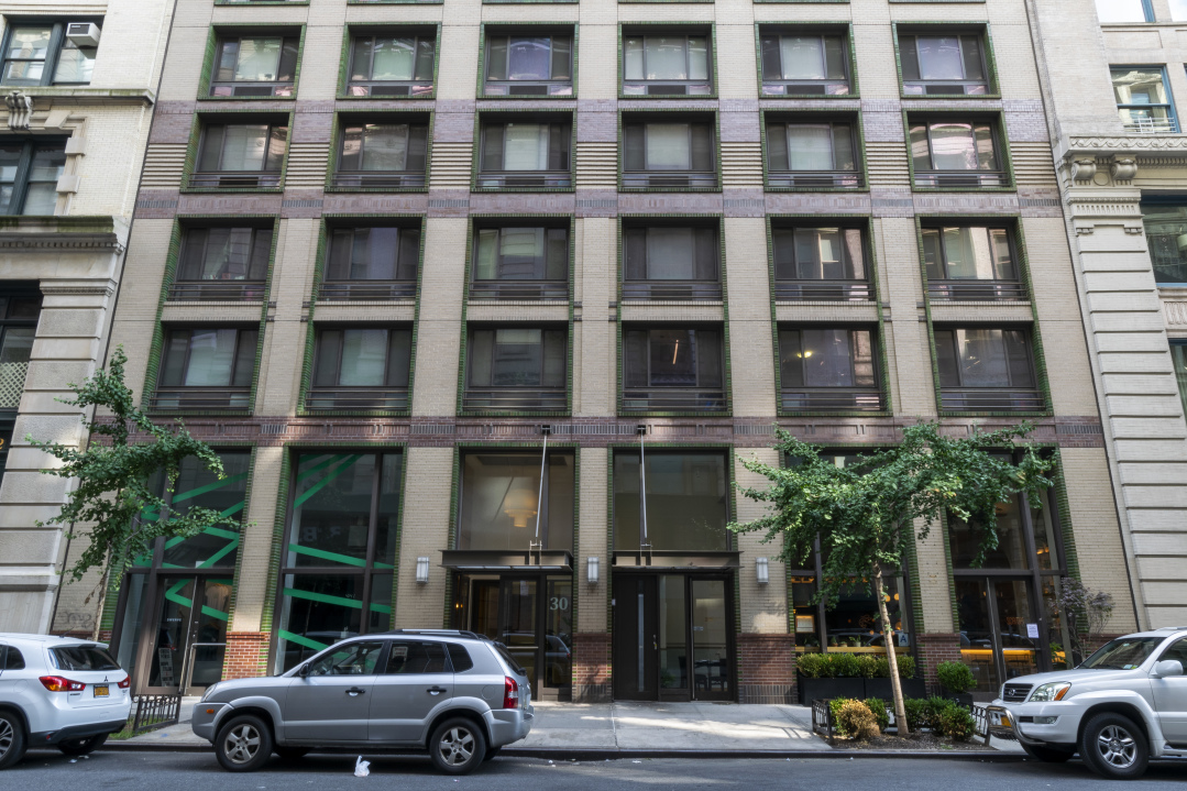 Flatiron 18 30 W 18th St, Manhattan, NY 10011 - Photo 2 of 3