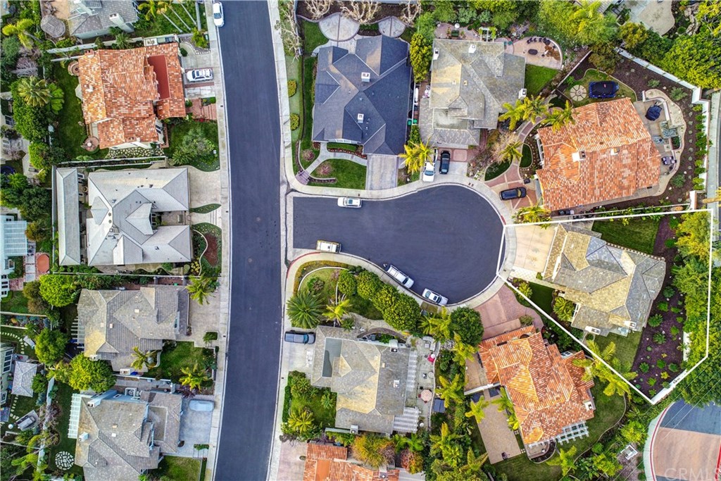 6 Via Colorso San Clemente, CA 92672 - Photo 25 of 32 Aerial view of cul de sac