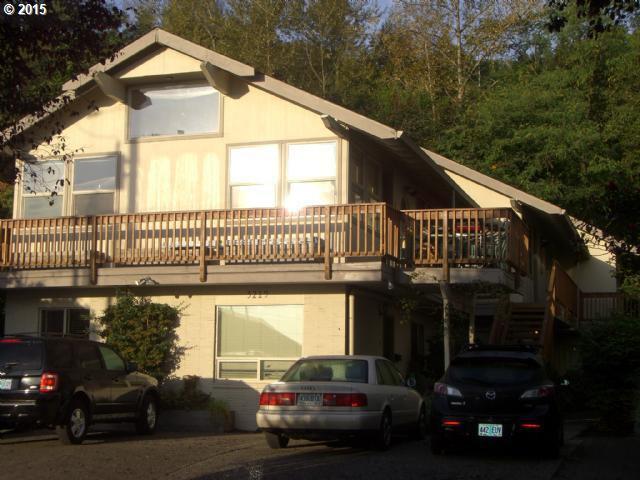 5223 Southwest View Point Terrace Portland, OR 97239 - Photo 7 of 9 Gallery Image 7