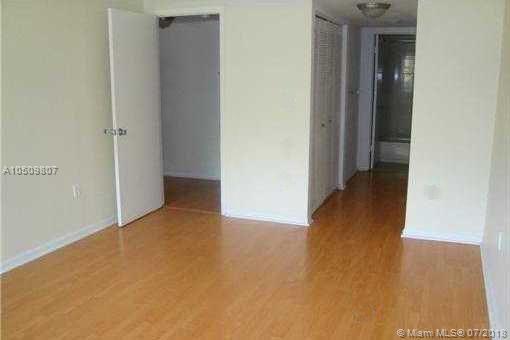 711 North Pine Island Road, Unit 415 Plantation, FL 33324 - Photo 3 of 26