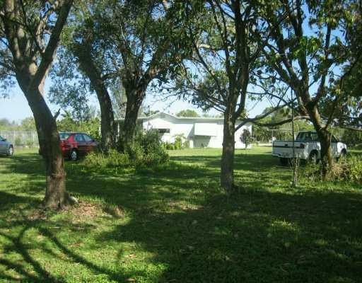 13960 Southwest 216th Street Miami, FL 33177 - Photo 5 of 8