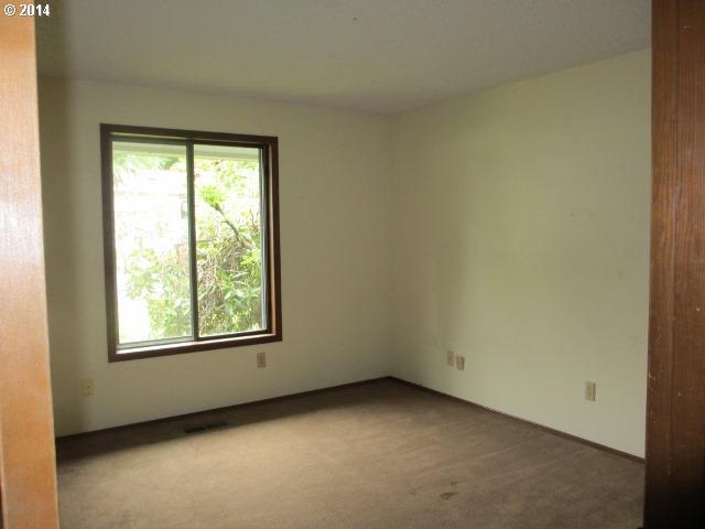 3824 Southwest 4th Street Gresham, OR 97030 - Photo 15 of 15 Gallery Image 15