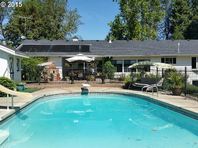 3586 Melrose Road Roseburg, OR 97471 - Photo 4 of 16 Gallery Image 4