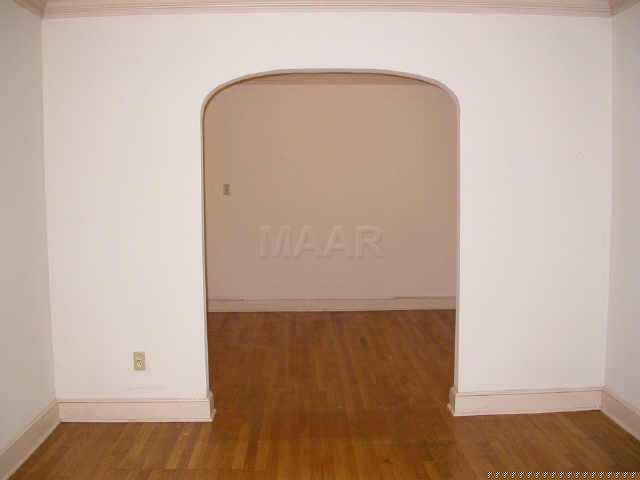 946 Chambliss Road Memphis, TN 38116 - Photo 7 of 10 Hallway leading to bedrooms