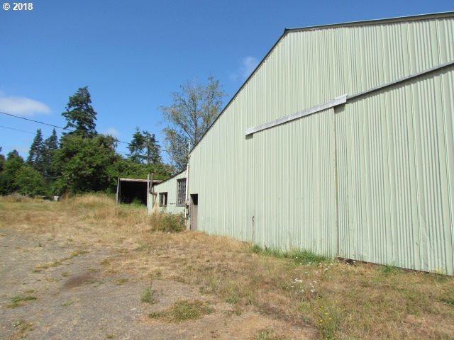 27421 Parkdale Road Rainier, OR 97048 - Photo 13 of 32 Gallery Image 13