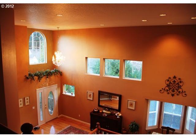 17858 Southwest Bryan Way Beaverton, OR 97007 - Photo 9 of 16 Gallery Image 9