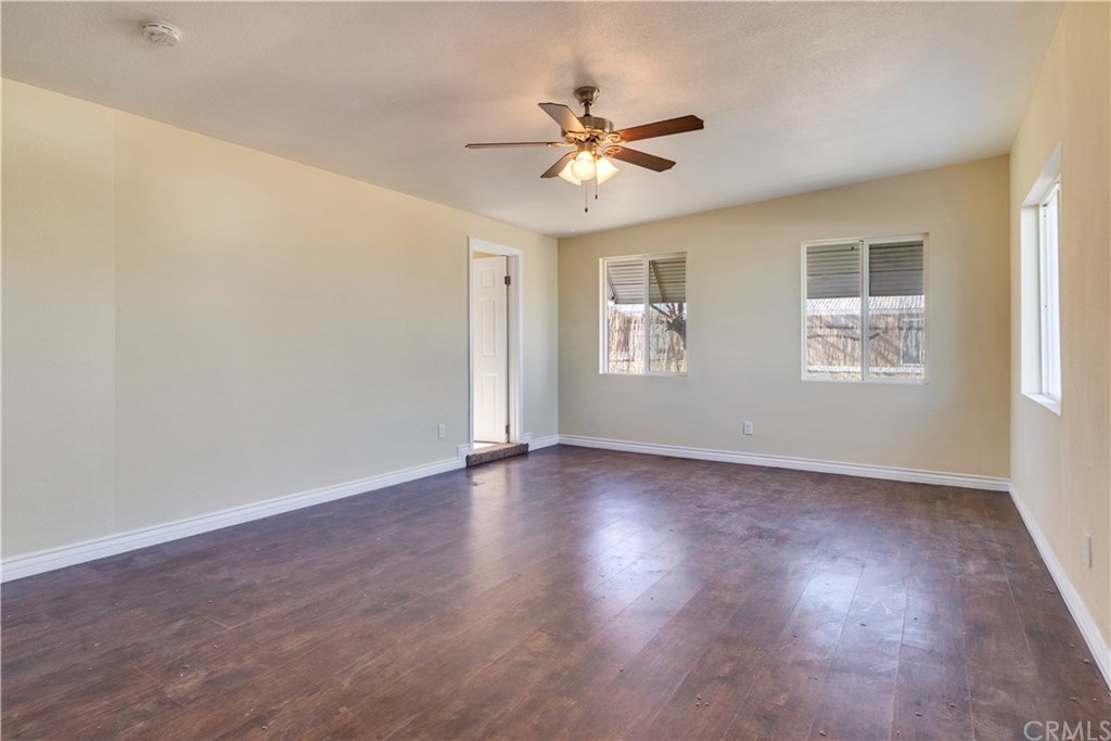 15943 Pine Street Hesperia, CA 92345 - Photo 12 of 21